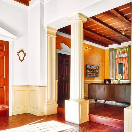 Apartmán Luxury 4 Bedrooms *
